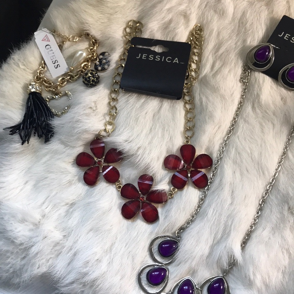 4 NEW & beautiful jewelry pieces